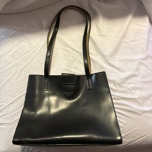 Mondani, Black shoulder bag, 100% leather, 
 Size:(14 Length x4 wide x10 height)